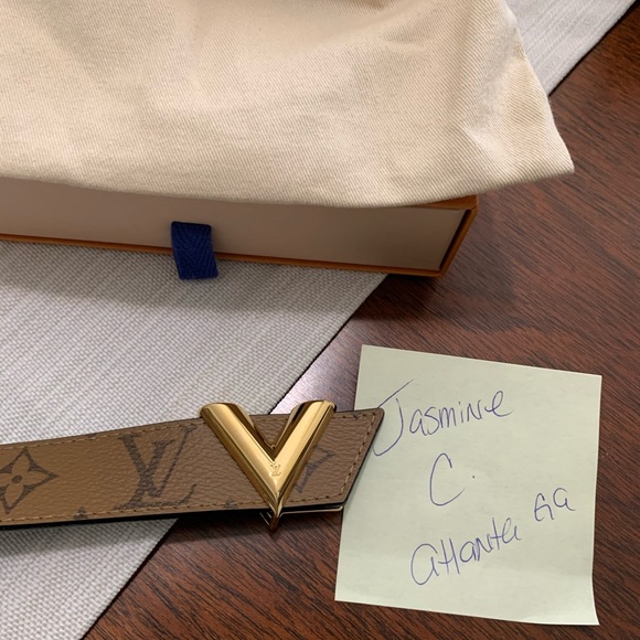 Limited Edition LV Essential V 30mm Beltin Reverse - Picture 3 of 11